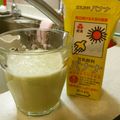 あやちん０８１６'s cooksnap of when they made Raw☆セロリのデトックススムージー.