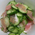 ♡るるる♡'s cooksnap of when they made きゅうりと生ハムの香り和え.
