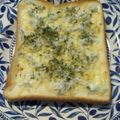 おいしぃ♪'s cooksnap of when they made チーズとふわふわしらすのトースト.
