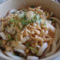 ヤスネエ's cooksnap of when they made 即席☆ﾚﾝｼﾞでたぬきつねうどん.