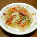 パフェ☆'s cooksnap of when they made ラーメンスープの素で簡単塩焼きそば☆.