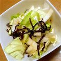 緋の子's cooksnap of when they made キャベツと大根の塩昆布漬け.