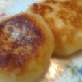 noriyo2012's cooksnap of when they made モチモチ♪チーズじゃがいも餅.