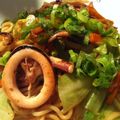 sakurask's cooksnap of when they made 柔らかイカ入り蒸し焼きそば.