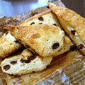 ぶーびっち's cooksnap of when they made さくっとしっとり☆レーズンの三角スコーン.