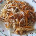 ころ汰's cooksnap of when they made 簡単美味♡油あげとベーコンのもやし炒め.