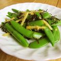 SajiCafe's cooksnap of when they made スナップえんどうの塩こぶ生姜.