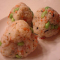 なおなお１０２２'s cooksnap of when they made 簡単♪枝豆ごはん.