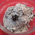 でぃえんずー's cooksnap of when they made 黒ゴマとオレオのアイスクリーム.