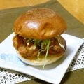 まゆこ．Ｍ's cooksnap of when they made から揚げバーガー.