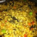 ごごんた's cooksnap of when they made 炊飯器でかんたん!!豆カレーピラフ.