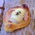 ママ☆みみ's cooksnap of when they made ハムマヨ♪まるごとゆで卵パン.