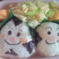 M:221's cooksnap of when they made 幼稚園キャラ弁☆おむすびまん.