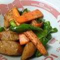 ゆりまる2011's cooksnap of when they made ピーマンとウィンナーのカレー炒め.