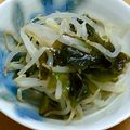 ミセスふじこ's cooksnap of when they made 生姜が決め手★もやしとワカメのサラダ.
