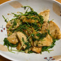 すーぷち's cooksnap of when they made 簡単！＊鶏胸肉と豆苗のガリバタしょうゆ＊.