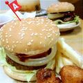 きょんちゃんｖ's cooksnap of when they made バンズも手作り−旦那のハンバーガー♪　.