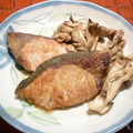 クレイプメートル's cooksnap of when they made ぶりの照り焼きごぼう添え.