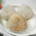 みりさな母's cooksnap of when they made 材料３つ☆混ぜるだけ♪中華風ごまおにぎり.