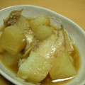 yukachicchi's cooksnap of when they made 冬の定番＊ぶり大根.