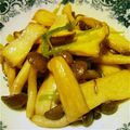 結花chan's cooksnap of when they made べちゃっとならないキノコ炒め.