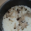 きらり流れ星's cooksnap of when they made あっさり塩味舞茸シメジの炊き込みご飯♪.