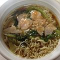 lukaruka's cooksnap of when they made レタス餡かけラーメン鍋！.