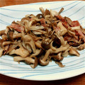 ゆせな's cooksnap of when they made ベーコンときのこの柚子胡椒ポン酢炒め♪.