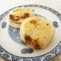 ローズレース's cooksnap of when they made 残りご飯でシンプルおやき「めしやきもち」.
