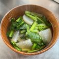azbjbn's cooksnap of when they made 大根と小松菜のお味噌汁♪.