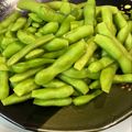 しーてっぷ's cooksnap of when they made 簡単少量の水とフライパンで蒸し茹☆枝豆☆.