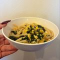 やん's cooksnap of when they made 簡単！わかめと卵の優しいうどん♪.