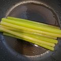NEKOほっぺ's cooksnap of when they made 最初が肝心♪『ふき』の下ごしらえ.