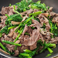 ｸﾏﾘｴ's cooksnap of when they made ♪簡単♪なばなと牛肉のオイスター炒め.