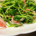 Kちやん☺'s cooksnap of when they made 簡単☆豆苗とかにかまの酢の物.