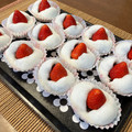 piccoloちん's cooksnap of when they made ふわふわ❤レンジで簡単いちご大福♪.