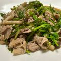 菜つ実☆ミ's cooksnap of when they made せり＆しめじ＆豚肉炒め.
