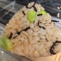 ゆるмαмα's cooksnap of when they made 塩こんぶと枝豆のおにぎり.