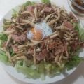 roll21's cooksnap of when they made 温玉のせ♪きのこベーコンレタスのサラダ.
