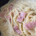 LJK's cooksnap of when they made 簡単ワンパンカルボナーラ風.