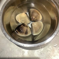 クックOS6YTL☆'s cooksnap of when they made ペットボトルで簡単計量！あさりの砂抜き.
