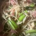 メガネmama☆'s cooksnap of when they made 小松菜ベーコンとえのきの鶏ガラ炒め.
