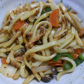 cuu1's cooksnap of when they made しめじとキムチの焼きうどん.