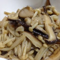 カンちん's cooksnap of when they made しいたけとえのきの炒め物.