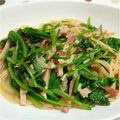 わかさんわかさん's cooksnap of when they made ベーコンとほうれん草のパスタ.