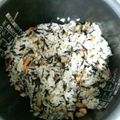 みん♬'s cooksnap of when they made 鶏ゴボウとひじきの混ぜご飯.