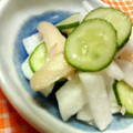 キョク's cooksnap of when they made 新生姜ときゅうりと大根の即席漬け.