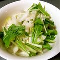 ねこ大好きなおちゃん's cooksnap of when they made 簡単♪ 水菜と梨のサラダ.