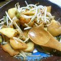 バニラゼブラ's cooksnap of when they made 簡単うめ～！おじゃが葱ともやしの蒸し炒め.