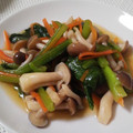 ブルーボタン12's cooksnap of when they made 小松菜ときのこの中華風うま煮.